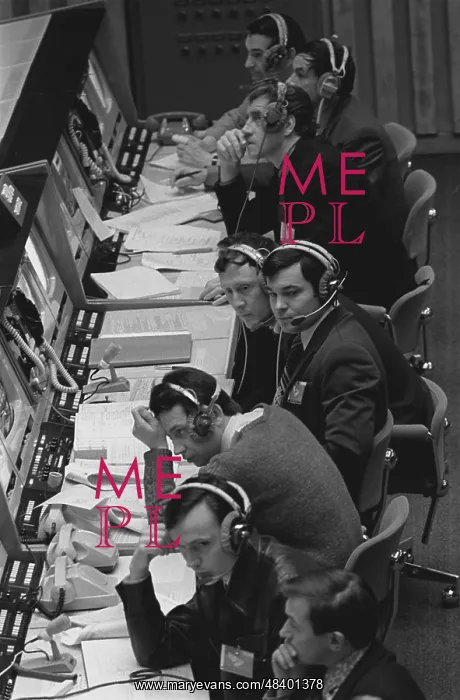 : Apollo-Soyuz Test Project specialists at Mission : Apollo-Soyuz Test Project specialists at Mission