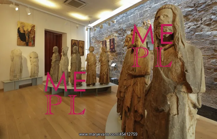 : Apostle statues, Museu Catedral Valencia, Valencia, Spain : Apostle statues, Museu Catedral Valencia, Valencia, Spain