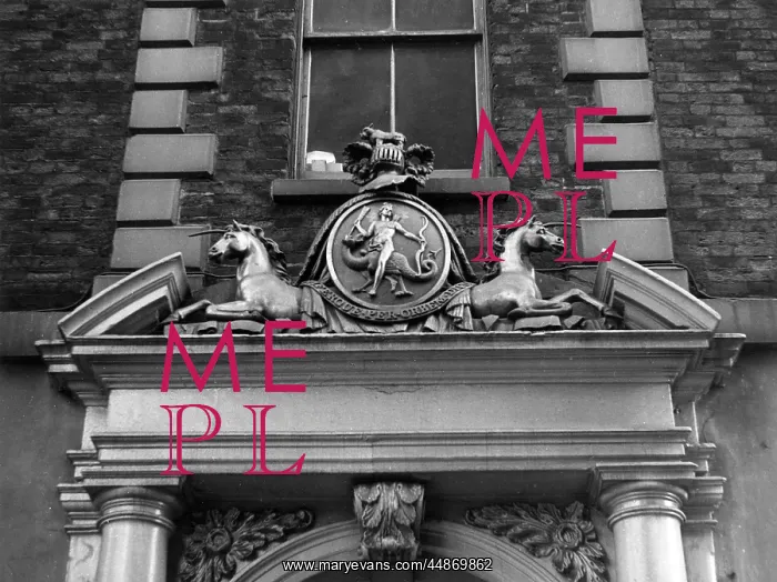 : APOTHECARIES HALL : APOTHECARIES HALL