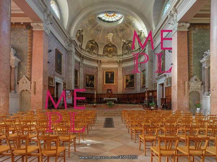 : Apse, Eglise Cathedrale Saint-Vincent, Macon : Apse, Eglise Cathedrale Saint-Vincent, Macon