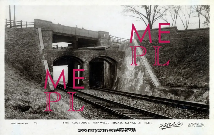 : The Aqueduct at Hanwell, London : The Aqueduct at Hanwell, London