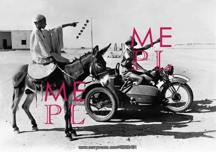 : Arab with a German soldier, 1942 : Arab with a German soldier, 1942