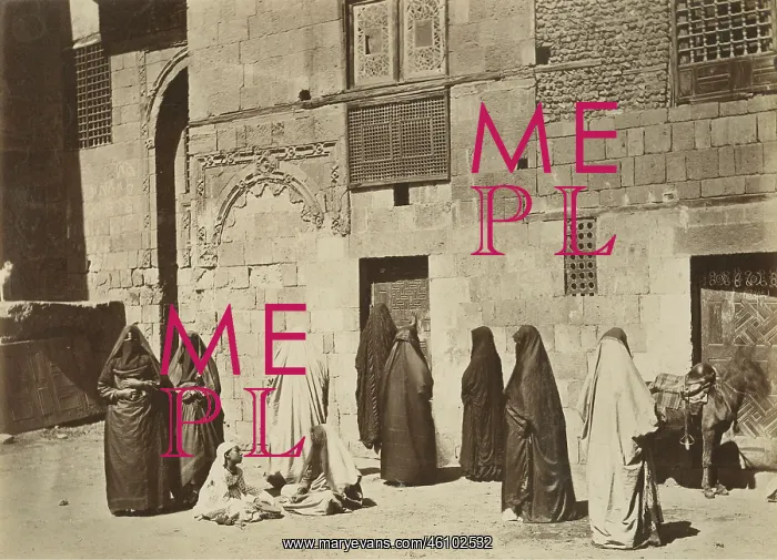 : Arab women on her way to the bath. Algiers : Arab women on her way to the bath. Algiers