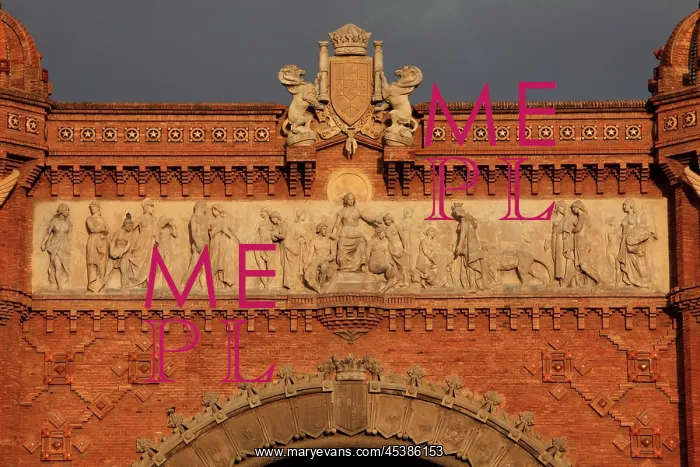 : Arc de Triomf (Triumphal Arch), Barcelona, Spain : Arc de Triomf (Triumphal Arch), Barcelona, Spain