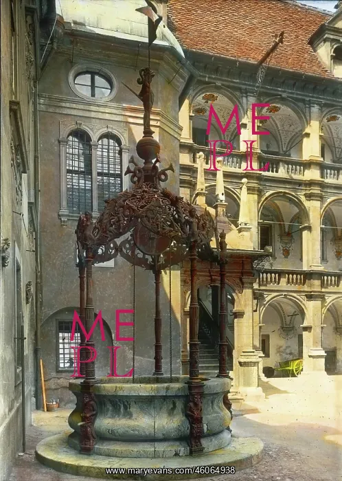 : Well in the arcade court of the Landhaus : Well in the arcade court of the Landhaus