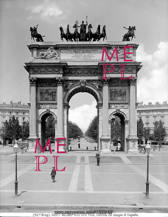 : Italy. The Arch of Peace (or Simplon Arch) in Milan : Italy. The Arch of Peace (or Simplon Arch) in Milan