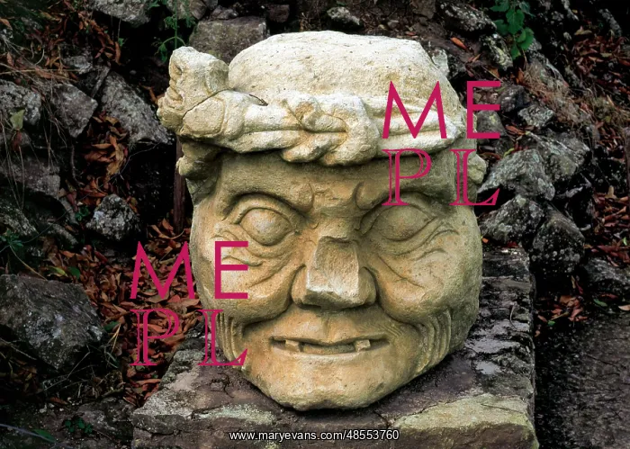 : Archaeological Site of Copan. Stone head of an old man. Hond : Archaeological Site of Copan. Stone head of an old man. Hond