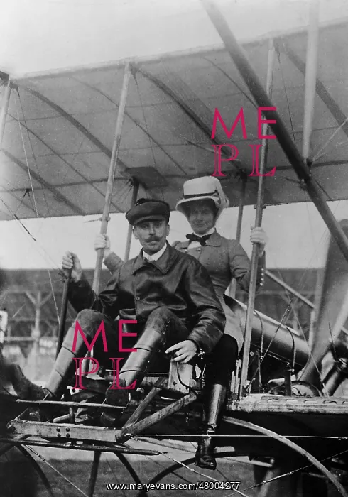 : Archduchess Auguste and the pilot Warchalovski at the Budape : Archduchess Auguste and the pilot Warchalovski at the Budape