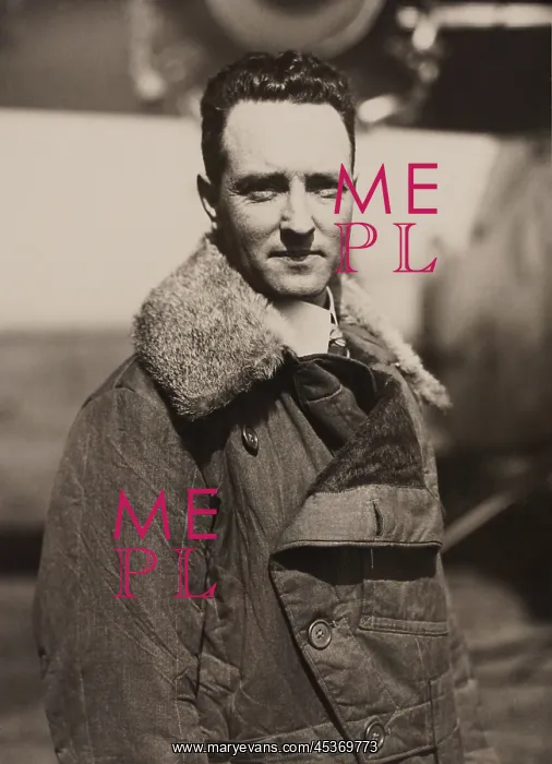 : Arctic aviator Richard Byrd in fur lined leather : Arctic aviator Richard Byrd in fur lined leather