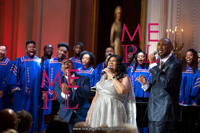 : Aretha Franklin performs during The Gospel Tradition: : Aretha Franklin performs during The Gospel Tradition: