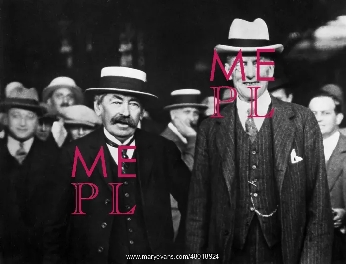 : Aristide Briand with Austen Chamberlain, 1927 : Aristide Briand with Austen Chamberlain, 1927