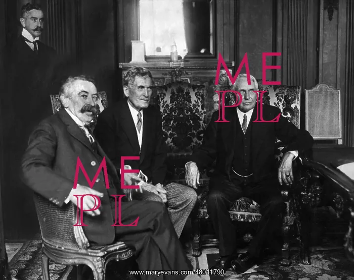 : Aristide Briand, Myron Herrick and Frank B. Kellogg in Paris : Aristide Briand, Myron Herrick and Frank B. Kellogg in Paris