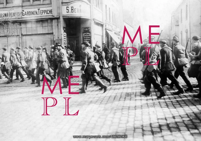  : Armed workers of the Red Army during the KPD