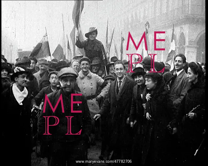 : Armistice. Crowds Celebrating Victory In Paris, French Third Republic : Armistice. Crowds Celebrating Victory In Paris, French Third Republic