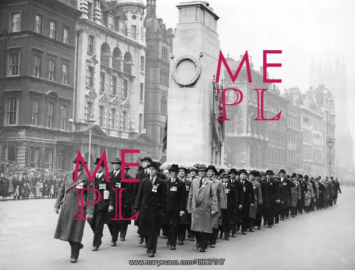 : Armistice celebration at the Cenotaph, 1937 : Armistice celebration at the Cenotaph, 1937