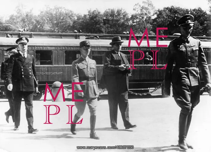 : Armistice negotiations in CompiEugne, 1940 : Armistice negotiations in CompiEugne, 1940