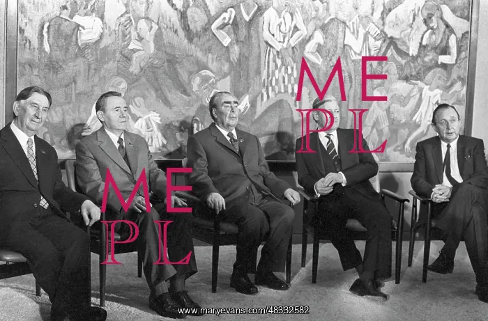 : Arms cuts talks in Bonn, 1981 : Arms cuts talks in Bonn, 1981