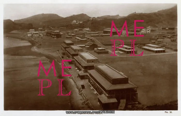 : Army Barracks, Crater (Kraytar), Aden : Army Barracks, Crater (Kraytar), Aden