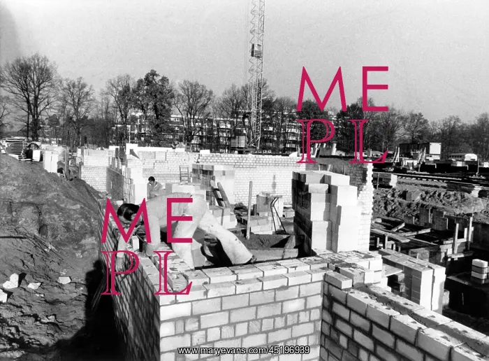 : US Army builds apartments in Berlin-Duppel : US Army builds apartments in Berlin-Duppel