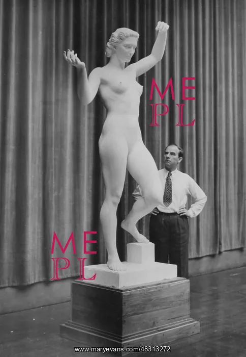 : Arno Breker in Paris, 1942 : Arno Breker in Paris, 1942