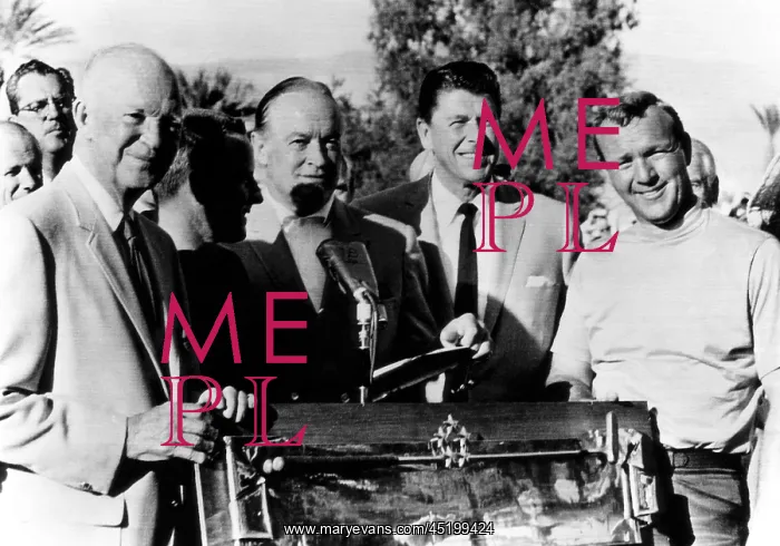 : Arnold Palmer (right), receives the Bob ? : Arnold Palmer (right), receives the Bob ?