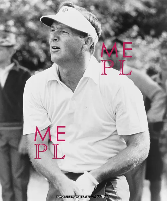 : Arnold Palmer watching the flight of his ball : Arnold Palmer watching the flight of his ball