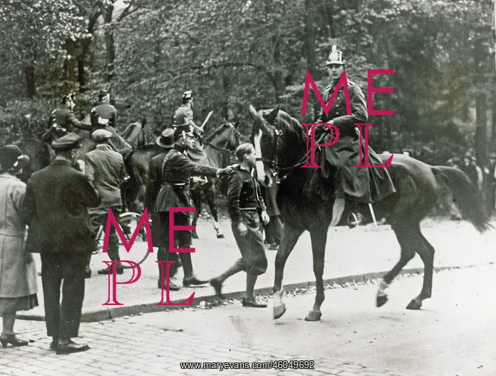 : Arrest of a national socialist : Arrest of a national socialist