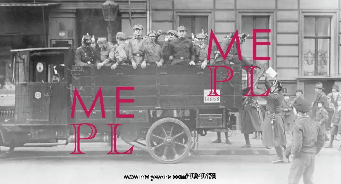 : Arrested members of the Roter Frontkaempferbund : Arrested members of the Roter Frontkaempferbund