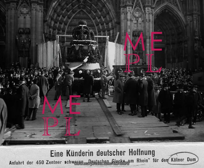 : Arrival of the new bell of the Cathedral, 1924 : Arrival of the new bell of the Cathedral, 1924