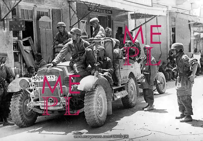 : Arrival of the paratroopers in Heraklion on 29.5.1941 : Arrival of the paratroopers in Heraklion on 29.5.1941