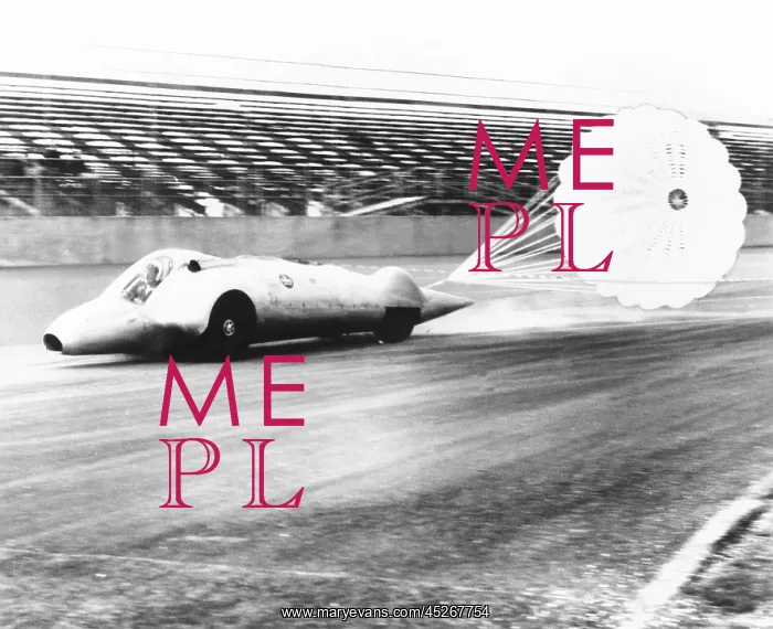 : Art Arfons on the Thompson Raceway dragstrip opens : Art Arfons on the Thompson Raceway dragstrip opens