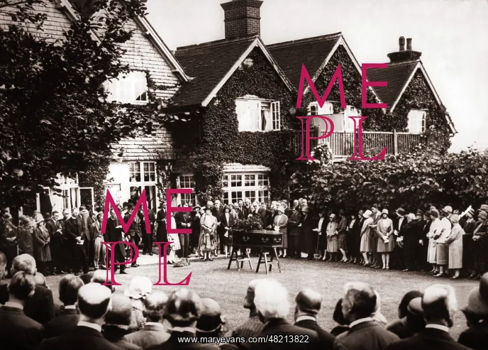 : Arthur Conan Doyle : Arthur Conan Doyle