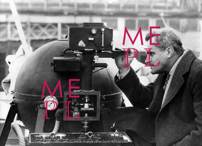 : Arthur-Holly Compton : Arthur-Holly Compton