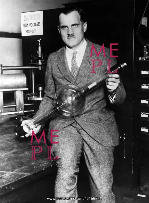 : Arthur-Holly Compton : Arthur-Holly Compton