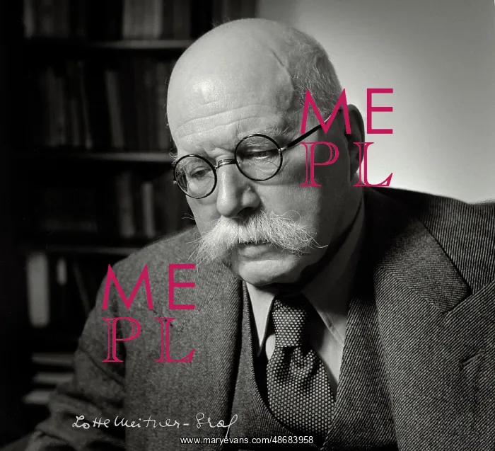 : Arthur Ransome - English author and journalist : Arthur Ransome - English author and journalist