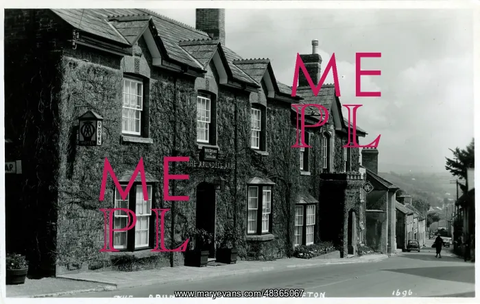 : Arundell Arms Hotel, Lifton, Devon : Arundell Arms Hotel, Lifton, Devon