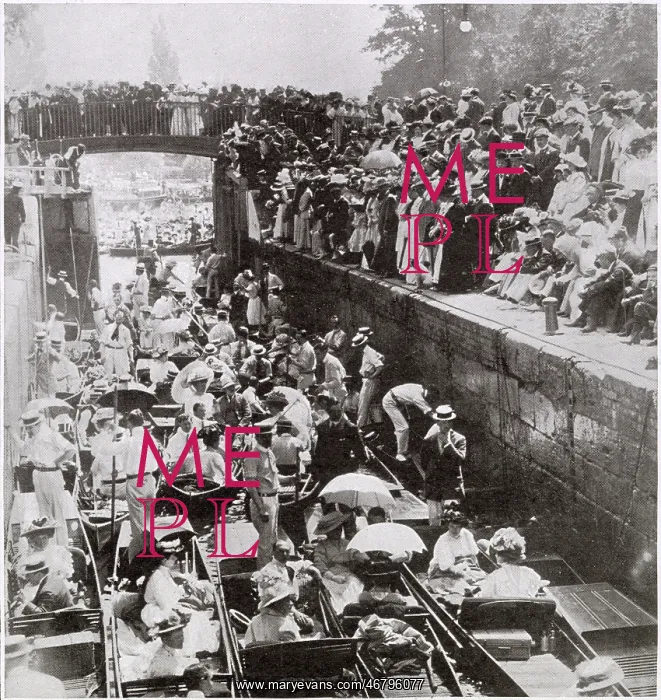 : Ascot Sunday in Boulter's Lock 1908 : Ascot Sunday in Boulter's Lock 1908