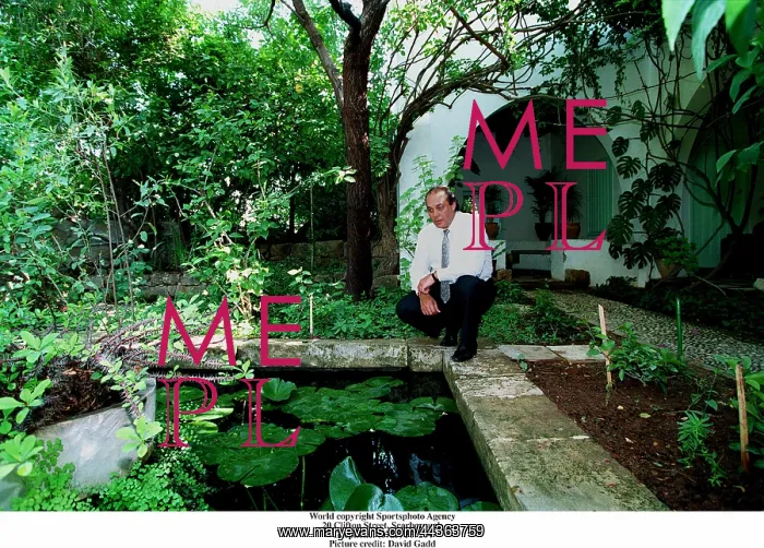  : Asil Nadir In The Garden Of