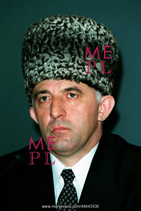  : Aslan Makhadov