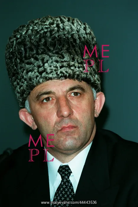  : Aslan Makhadov