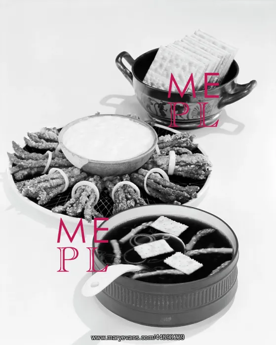  : Asparagus Soup Crackers Retro