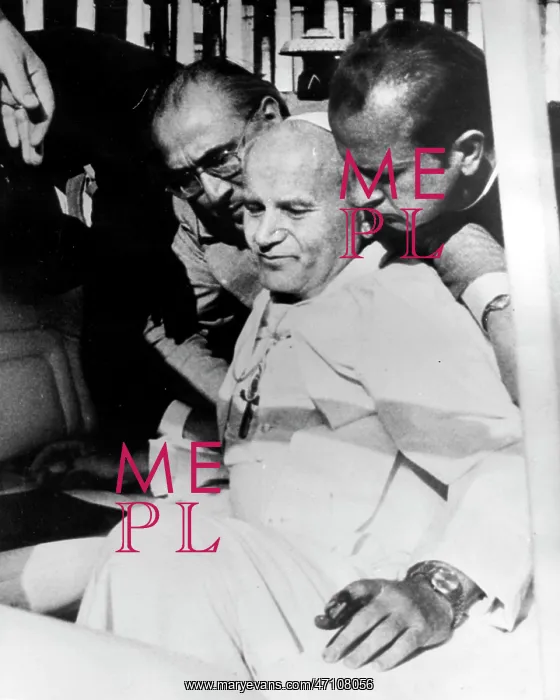 : Assassination Attempt on Pope : Assassination Attempt on Pope