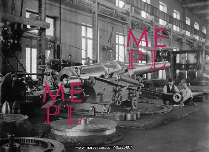 : Assembled cannon in the foundry of the Washington ? : Assembled cannon in the foundry of the Washington ?