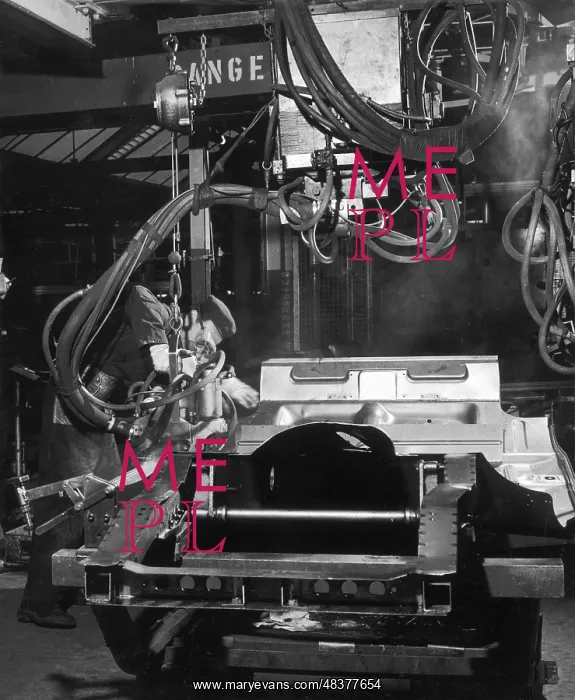 : Assembling an undercarriage : Assembling an undercarriage