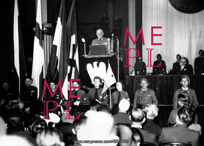 : Assembly of an anti-Bolshevik association, 1943 : Assembly of an anti-Bolshevik association, 1943