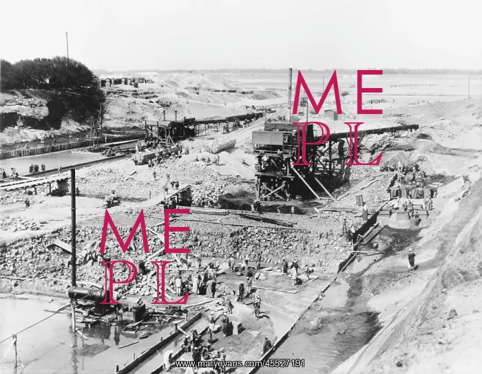 : Assiut Barrage on the Nile : Assiut Barrage on the Nile