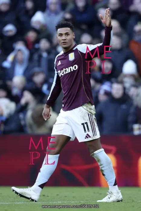 : Aston Villa v Nottingham Forest - Premier League : Aston Villa v Nottingham Forest - Premier League