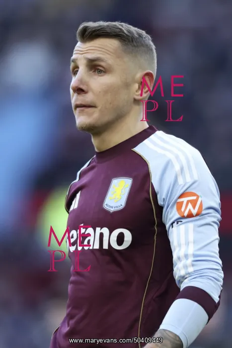 : Aston Villa v Nottingham Forest - Premier League : Aston Villa v Nottingham Forest - Premier League
