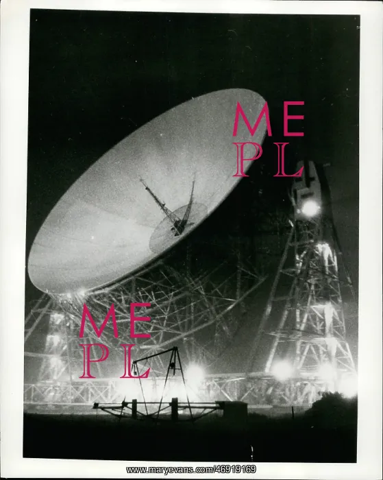 : Astronaut - Comets - NASA - Space - Spacecraft - UFOs : Astronaut - Comets - NASA - Space - Spacecraft - UFOs