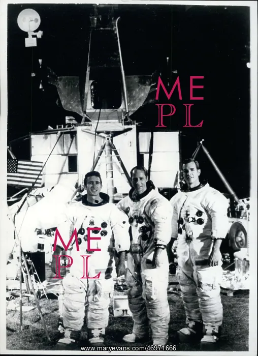 : Astronaut - Comets - NASA - Space - Spacecraft - UFOs : Astronaut - Comets - NASA - Space - Spacecraft - UFOs